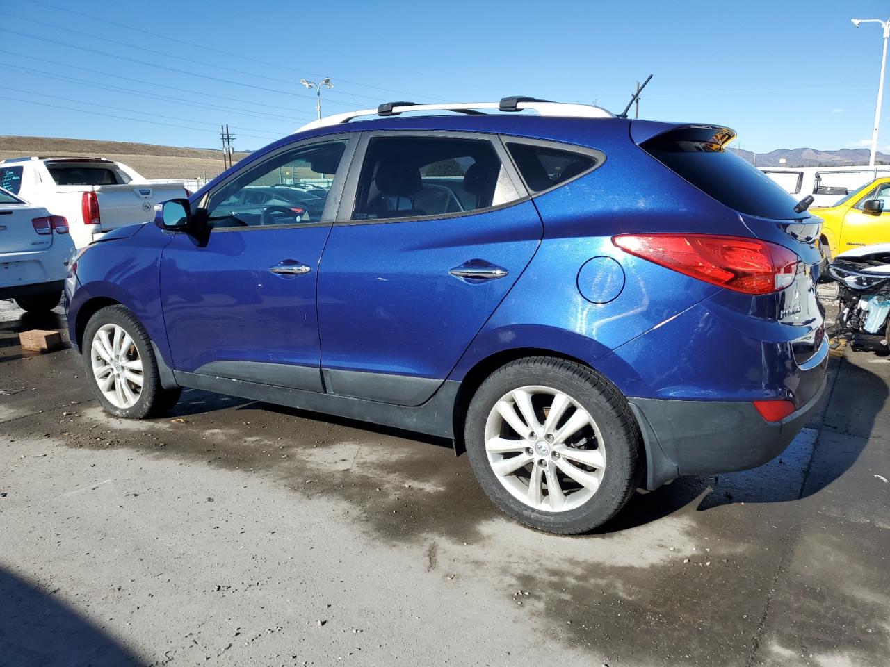 2013 Hyundai Tucson VIN KM8JU3AC6DU686669 Copart auction photo, front end damage thumbnail 2