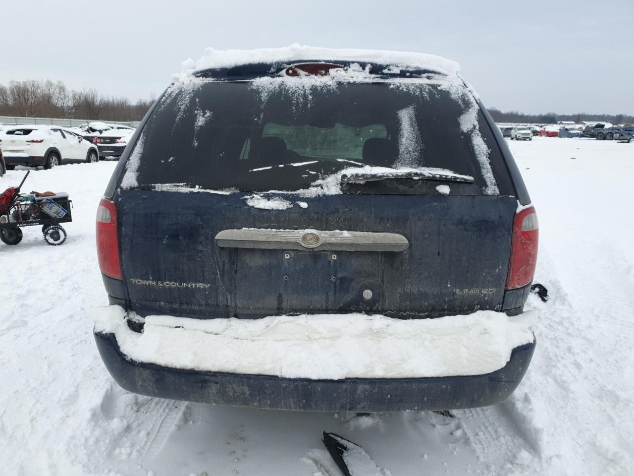 2004 Chrysler Town & Country VIN 2C8GP64L74R506646 Copart auction photo, front end / side damage thumbnail 6