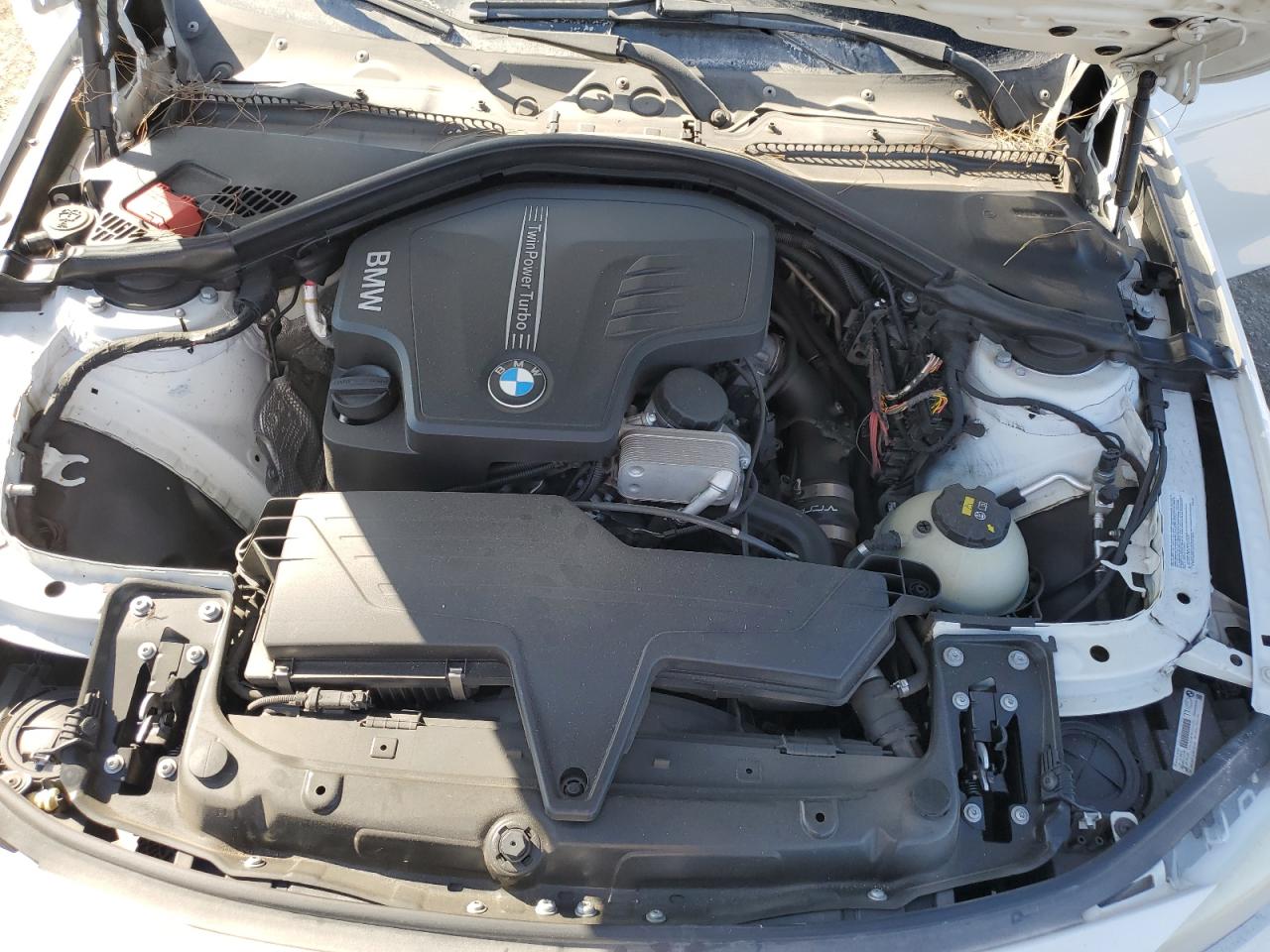 2014 BMW 3er VIN WBA3B5G52ENS10967 Copart auction photo, front end / undercarriage damage thumbnail 12