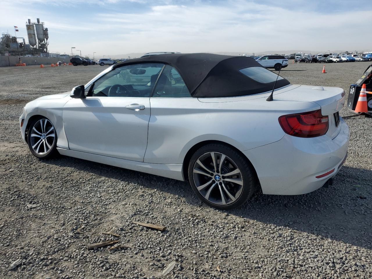 2016 BMW 2er VIN WBA1K9C53GV710711 Copart auction photo, front end damage thumbnail 2