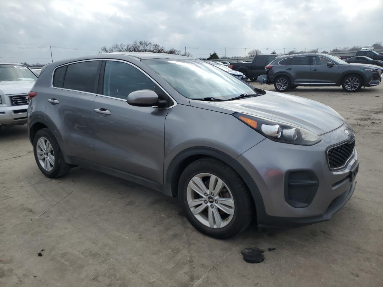 2017 KIA Sportage VIN KNDPM3AC8H7038060 Copart auction photo, front end / hail damage thumbnail 4
