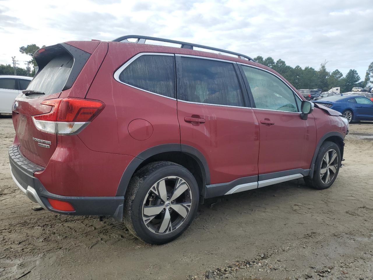 2020 Subaru Forester VIN JF2SKAXC4LH526664 Copart auction photo, front end damage thumbnail 3