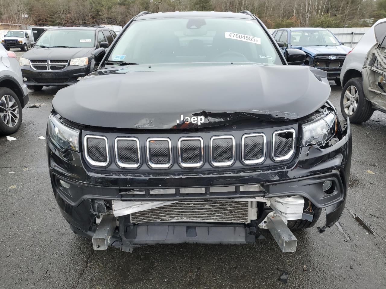 2022 Jeep Compass VIN 3C4NJDBB8NT216102 Copart auction photo, front end / minor dent/scratches damage thumbnail 5