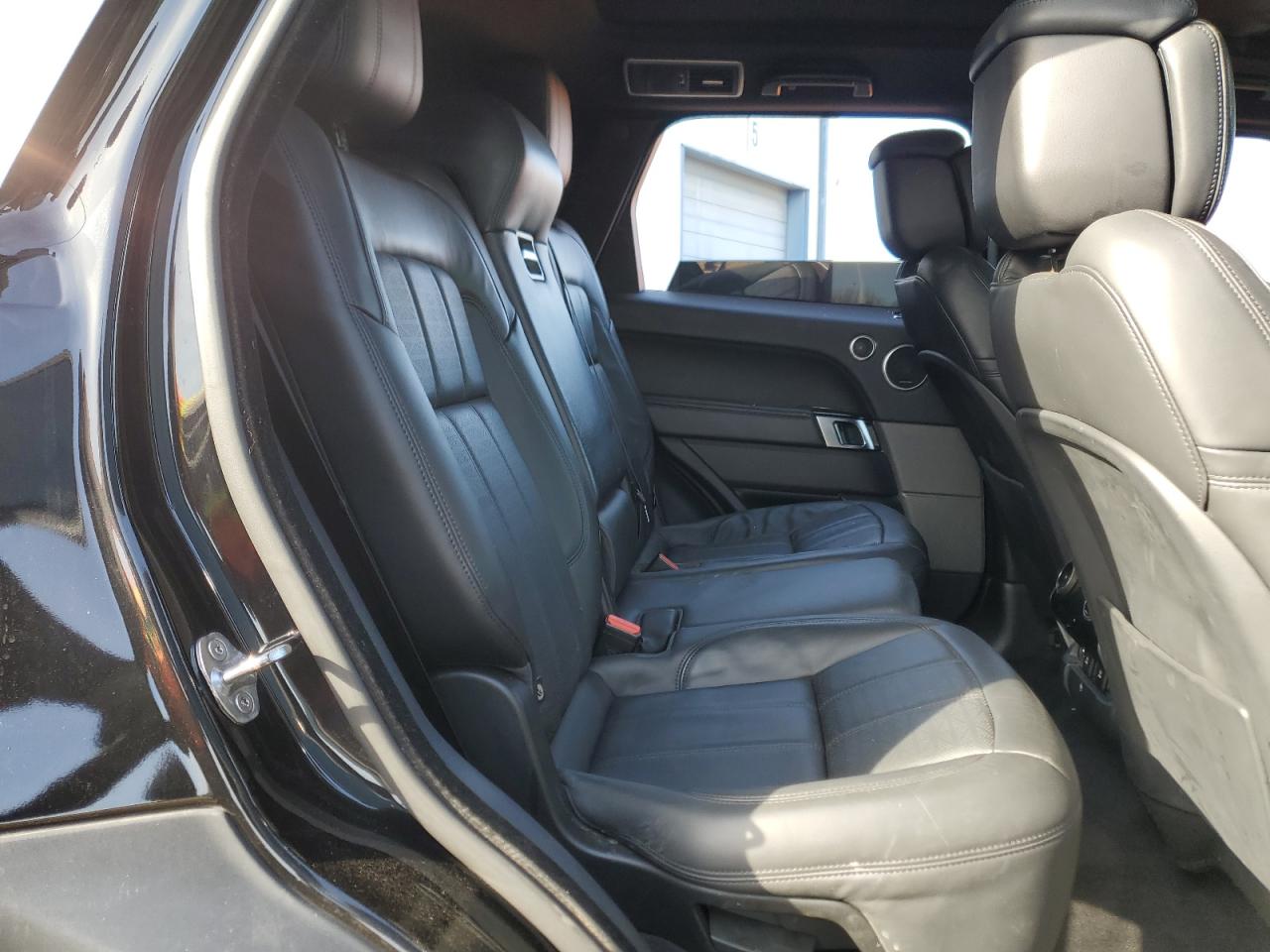 2018 Land Rover Range Rover VIN SALWV2SV9JA812238 Copart auction photo, front end / side damage thumbnail 11