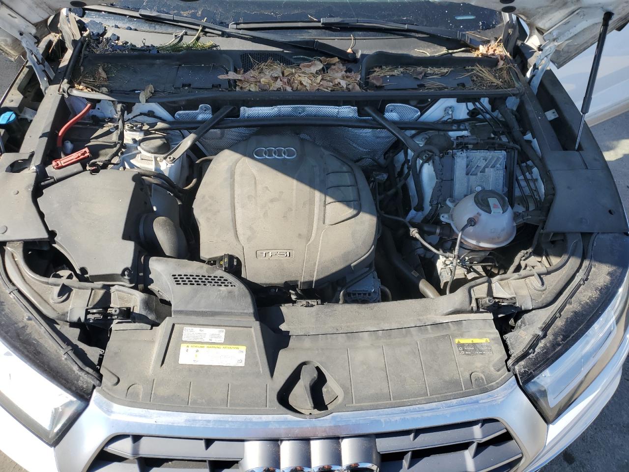 2018 Audi Q5 VIN WA1BNAFY3J2044927 Copart auction photo, water/flood / top/roof damage thumbnail 12