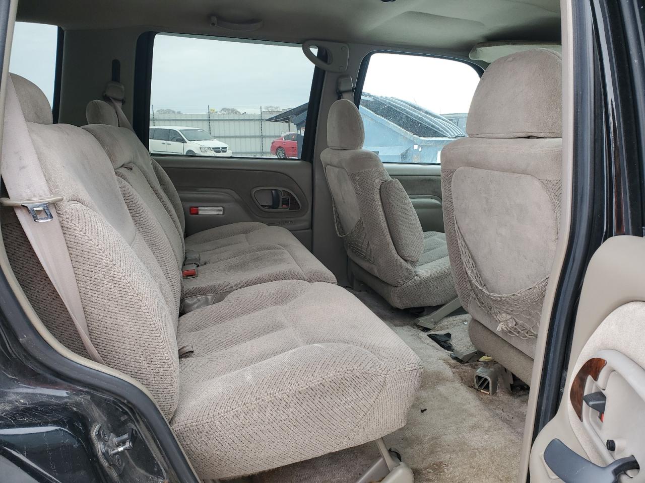 1996 Chevrolet Tahoe VIN 1GNEK13R9TJ335411 Copart auction photo, all over damage thumbnail 11