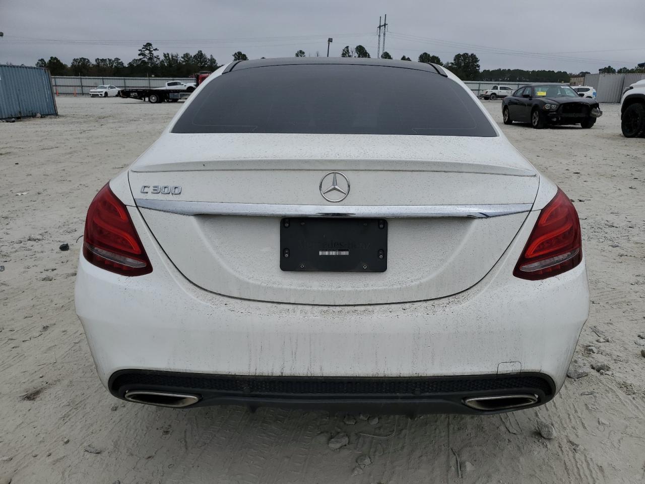 2017 Mercedes-Benz C-klasse VIN 55SWF4JB2HU207355 Copart auction photo, front end damage thumbnail 6