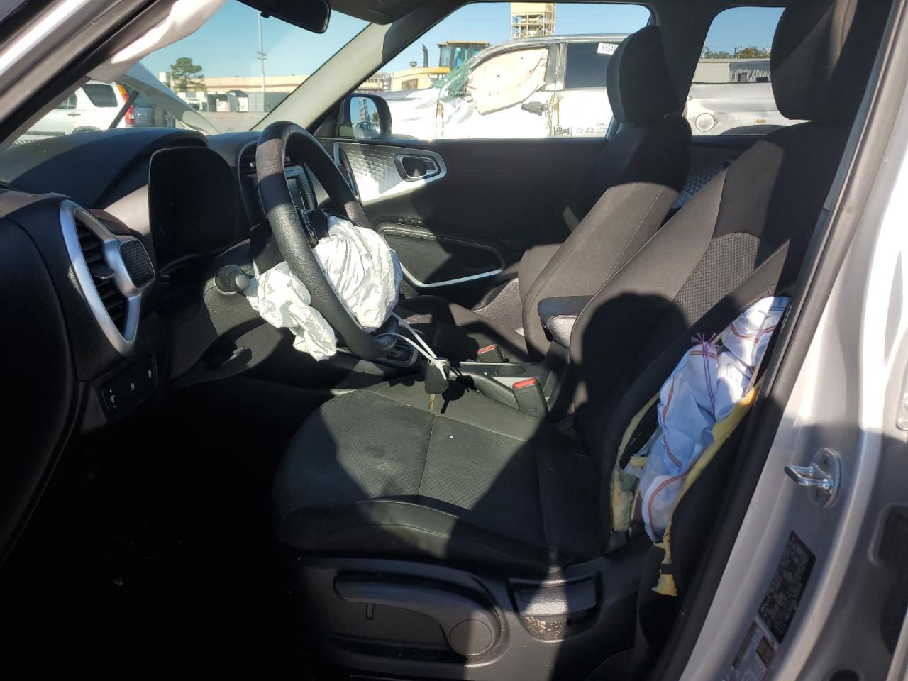 2020 KIA Soul VIN KNDJ23AU9L7015240 Copart auction photo, front end damage thumbnail 7