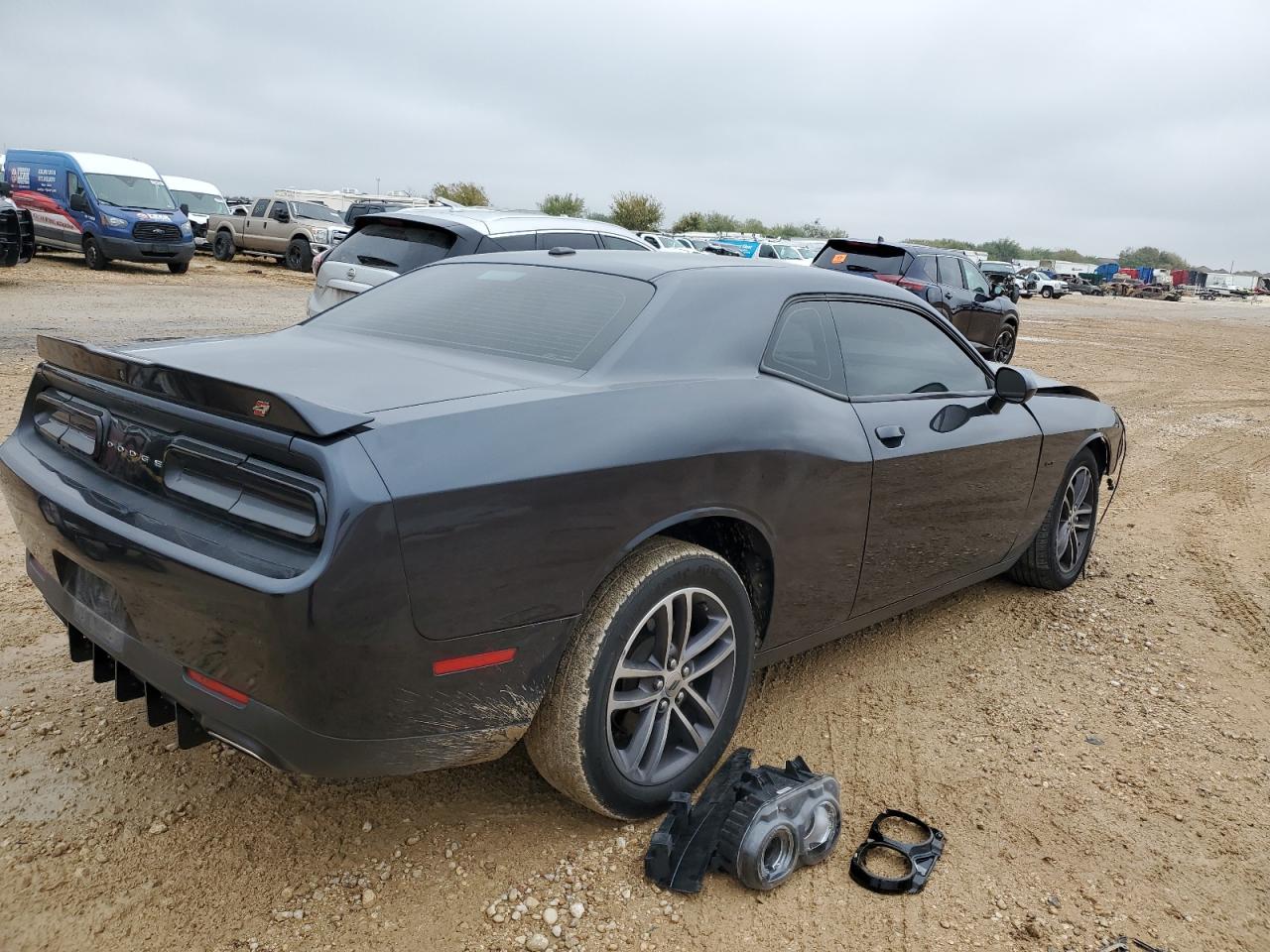 2019 Dodge Challenger VIN 2C3CDZGG3KH684635 Copart auction photo, front end damage thumbnail 3
