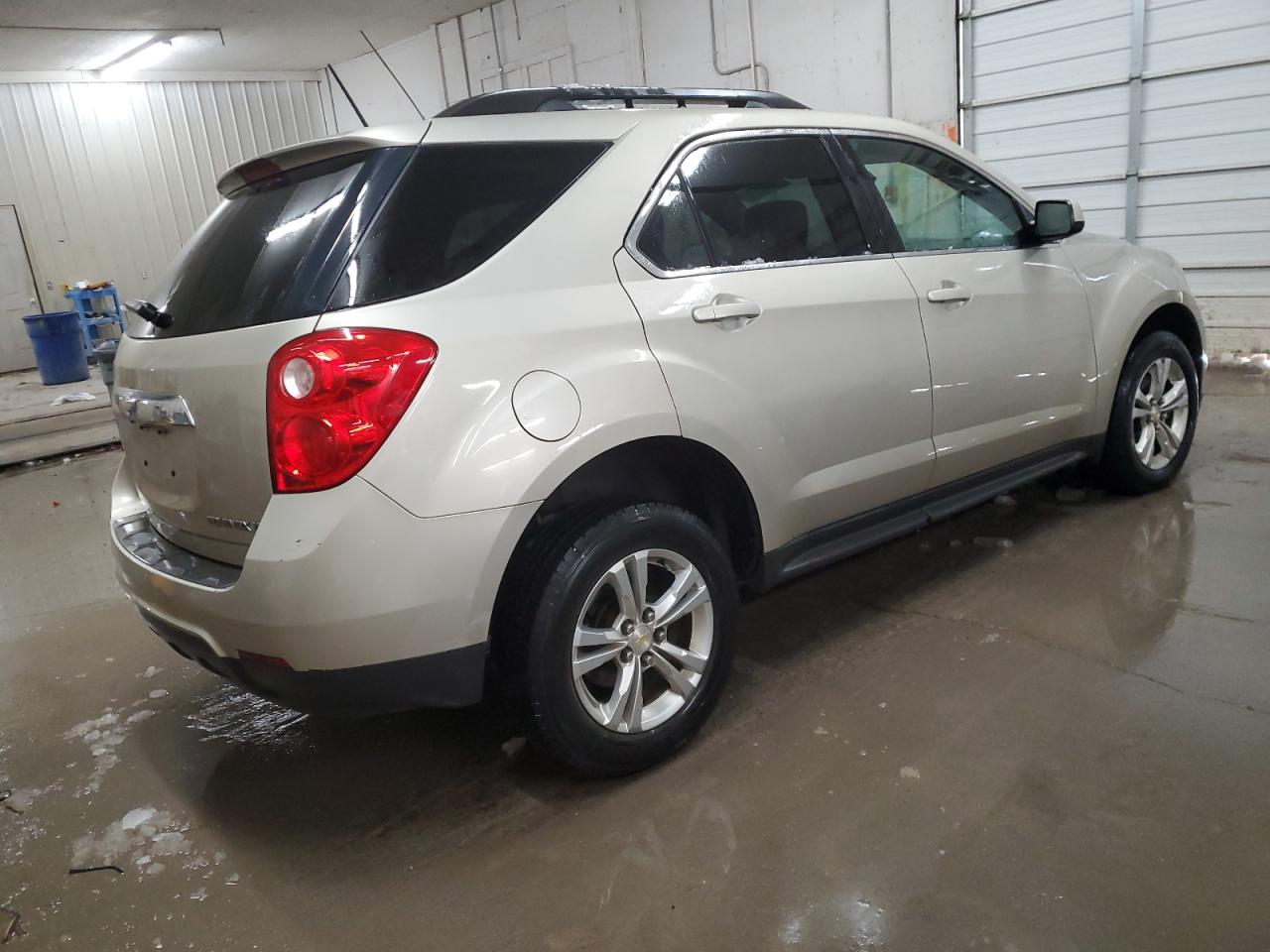 2015 Chevrolet Equinox VIN 1GNALBEK2FZ127216 Copart auction photo, front end / undercarriage damage thumbnail 3