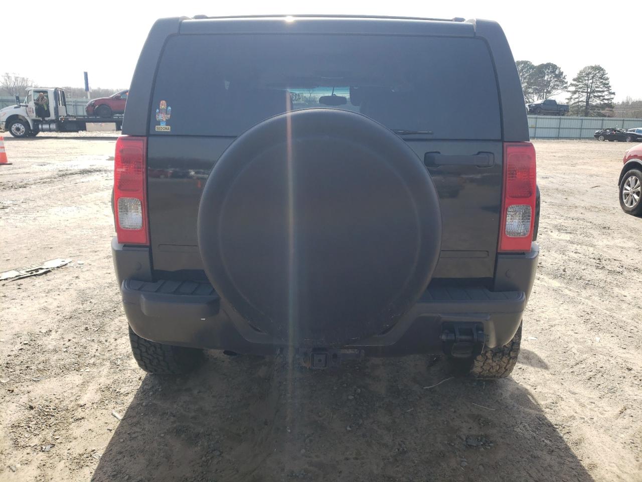 2006 Hummer H3 VIN 5GTDN136X68151715 Copart auction photo, front end / minor dent/scratches damage thumbnail 6