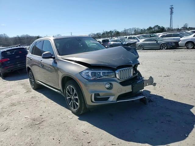 2017 BMW X5 VIN 5UXKR0C32H0X77519 Copart auction photo, front end / side damage thumbnail 12