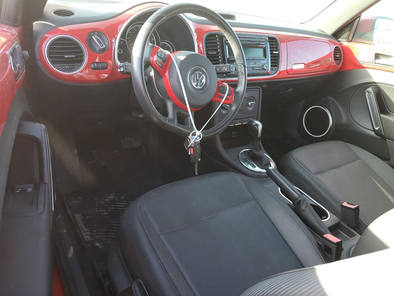 2014 Volkswagen Beetle VIN 3VWJP7AT6EM624923 Copart auction photo, water/flood damage thumbnail 8