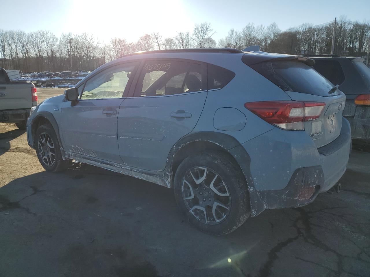 2019 Subaru XV VIN JF2GTDNC6KH335494 Copart auction photo, front end / rear end damage thumbnail 2