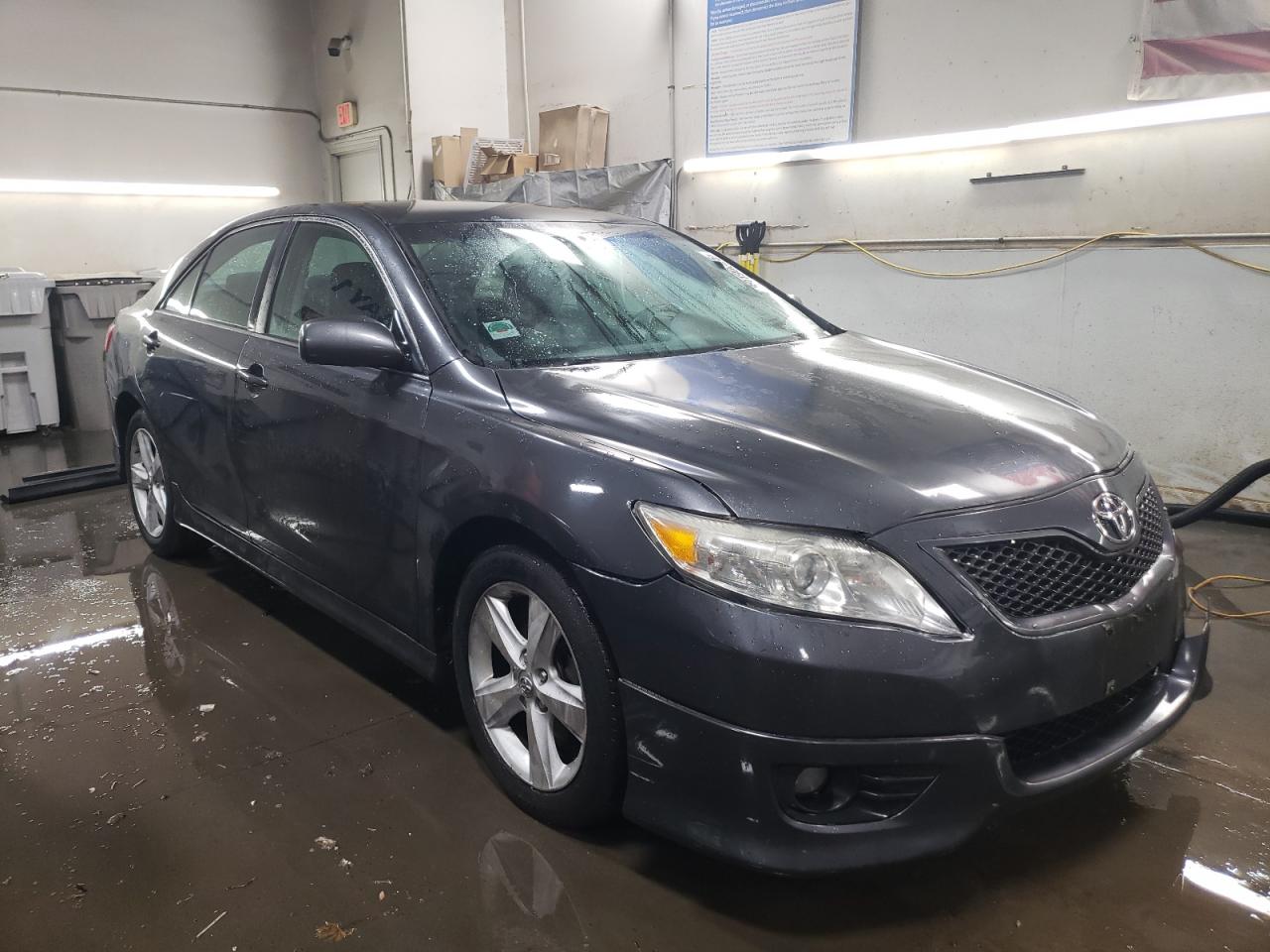 2011 Toyota Camry VIN 4T1BF3EK4BU124623 Copart auction photo, front end / minor dent/scratches damage thumbnail 4