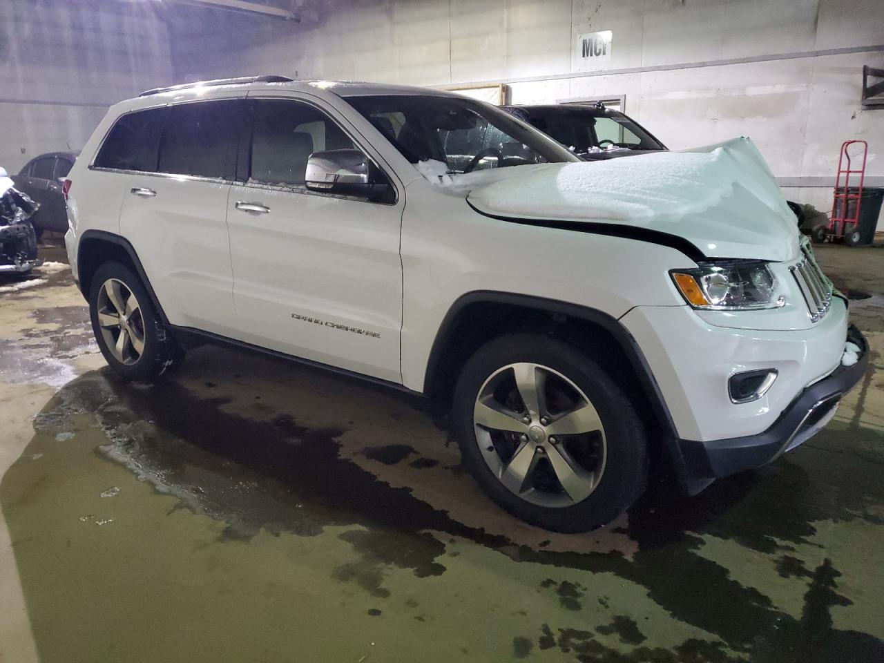 2016 Jeep Grand Cherokee VIN 1C4RJFBG4GC303244 Copart auction photo, front end damage thumbnail 4