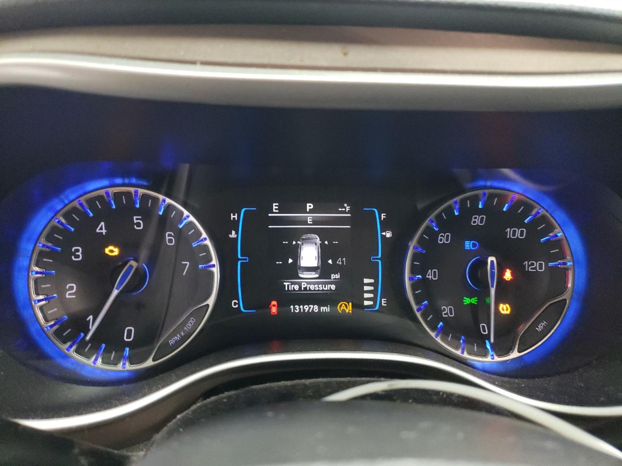 2017 Chrysler Pacifica VIN 2C4RC1BG5HR817237 Copart auction photo, front end damage thumbnail 9