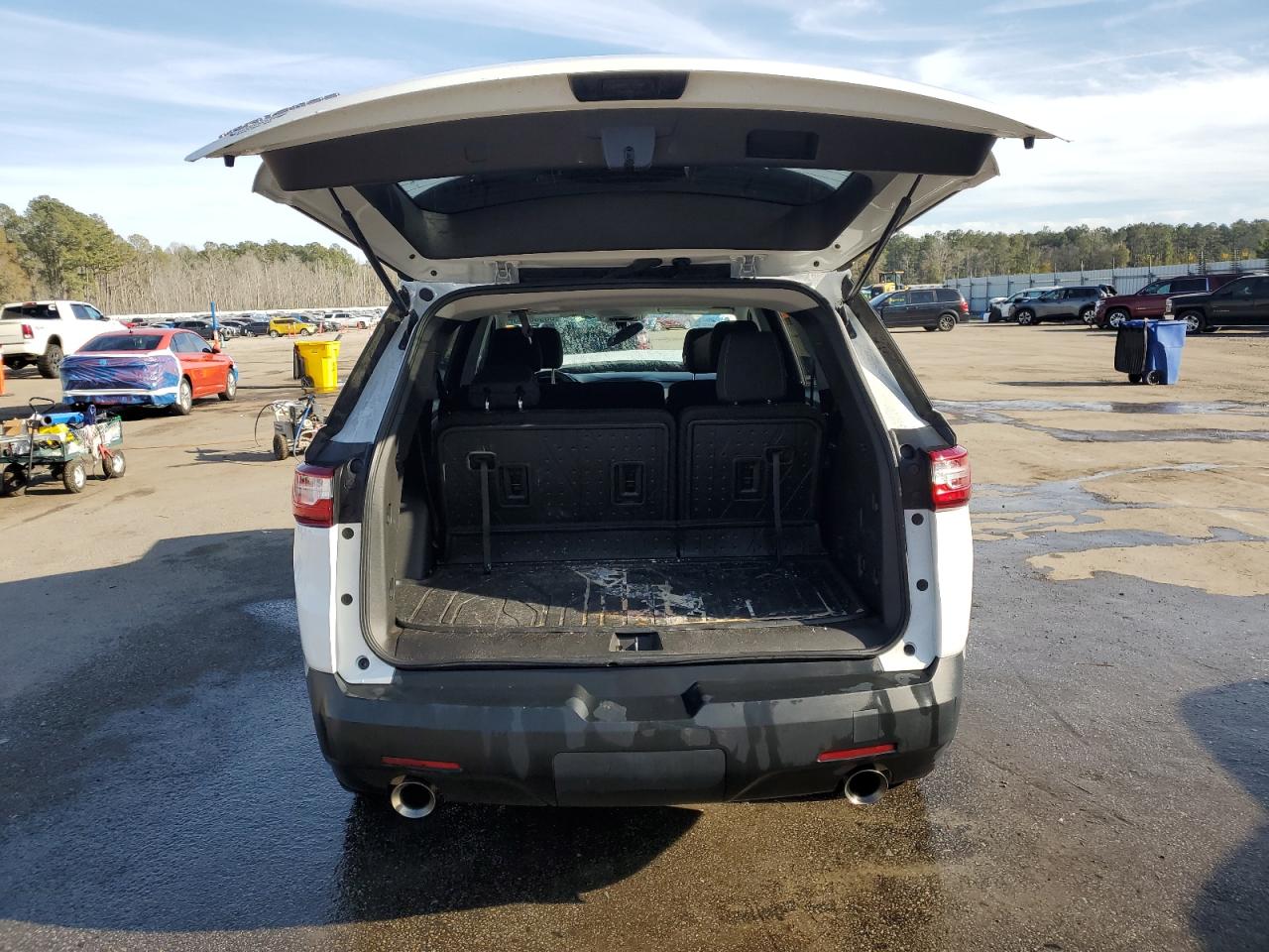 2021 Chevrolet Traverse VIN 1GNERFKW5MJ227806 Copart auction photo, front end damage thumbnail 6