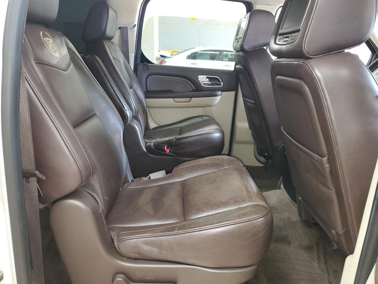 2014 Cadillac Escalade VIN 1GYS4KEF6ER240270 Copart auction photo, all over / undercarriage damage thumbnail 11