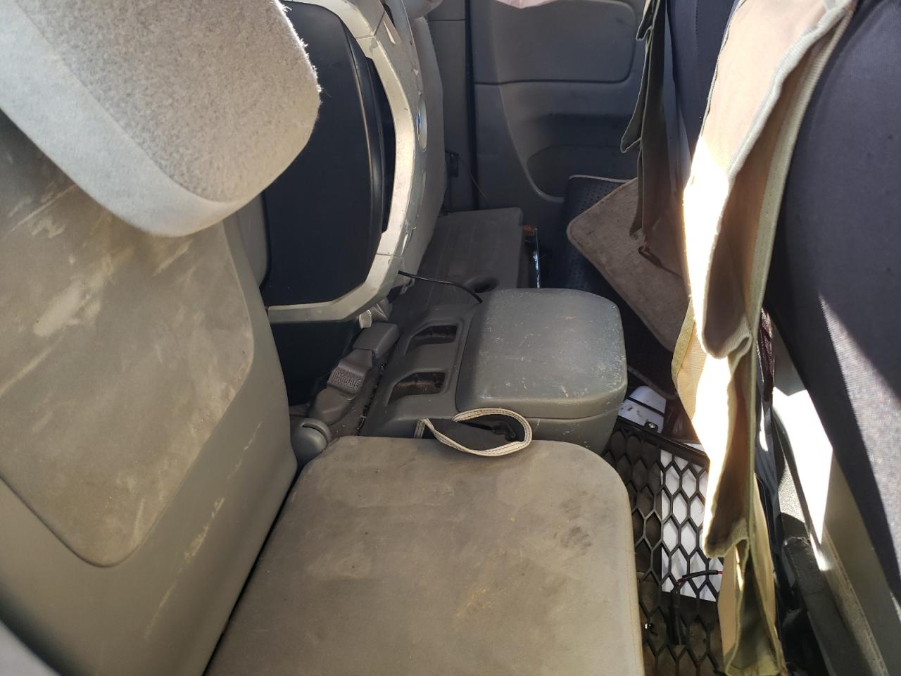 2011 Toyota Tacoma VIN 5TFUX4ENXBX001840 Copart auction photo, rollover damage thumbnail 11