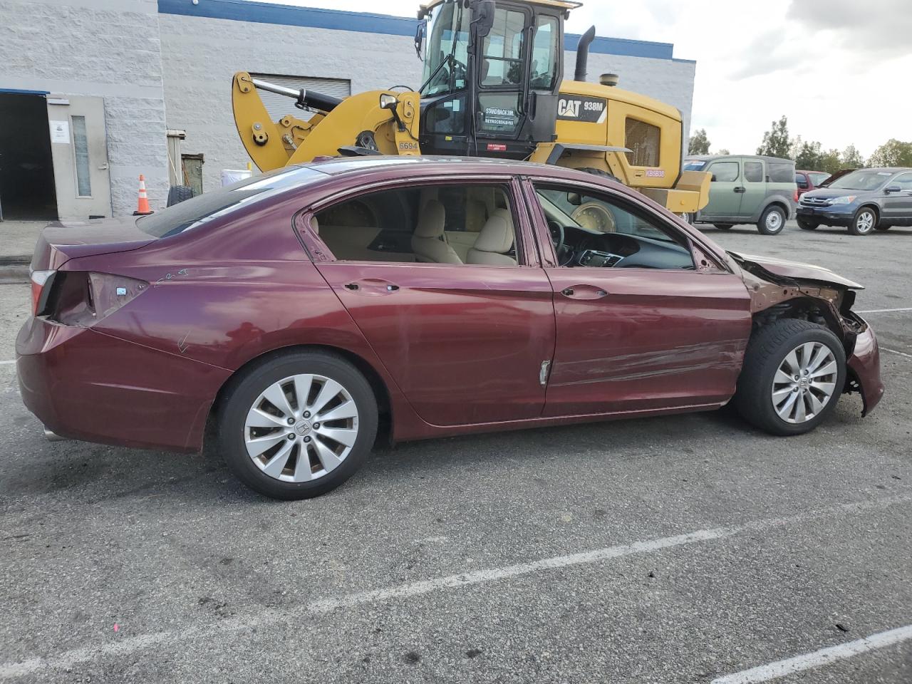 2013 Honda Accord VIN 1HGCR2F8XDA131109 Copart auction photo, side / front end damage thumbnail 3