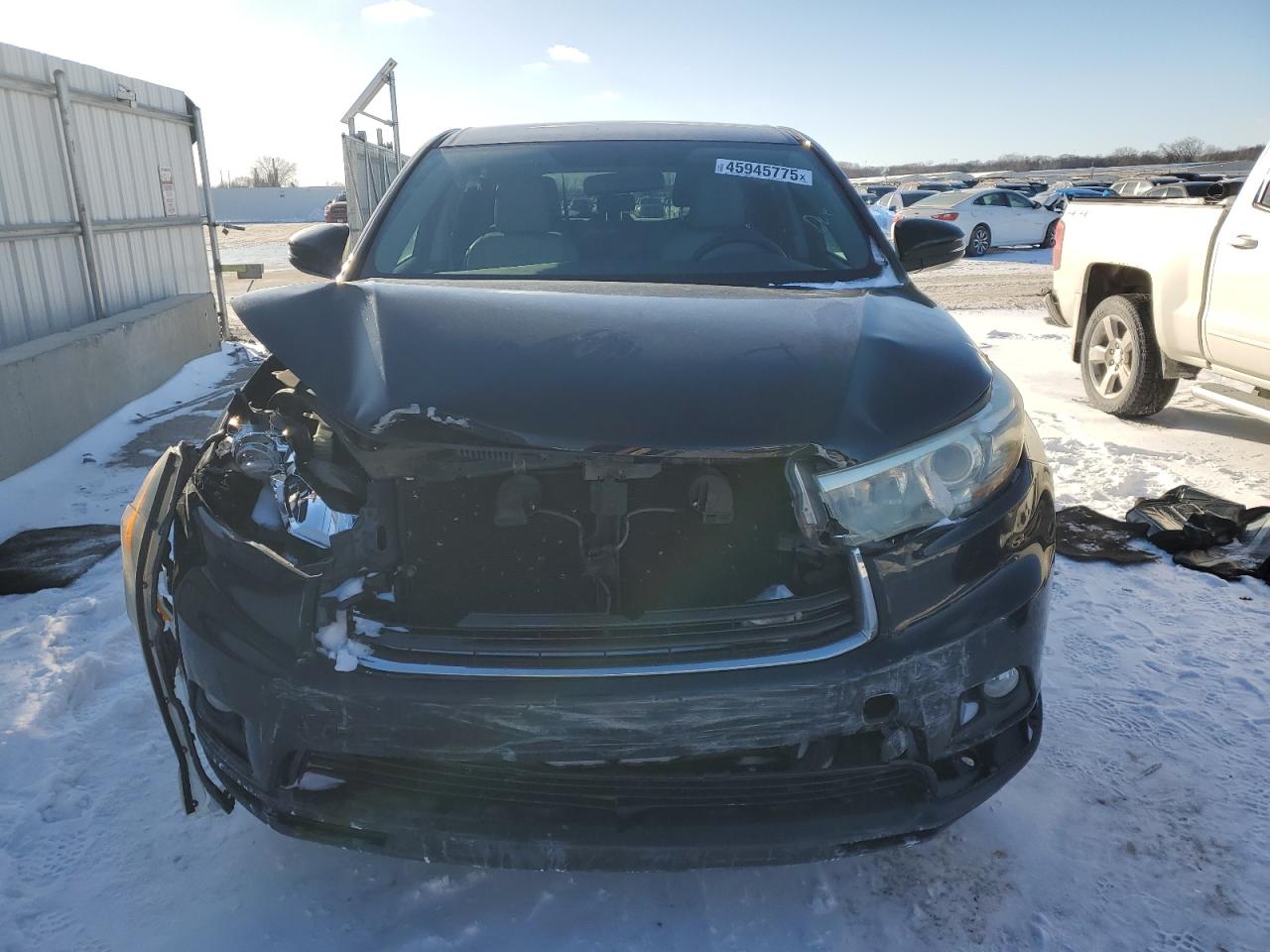 2015 Toyota Highlander VIN 5TDBKRFH9FS166723 Copart auction photo, front end damage thumbnail 5