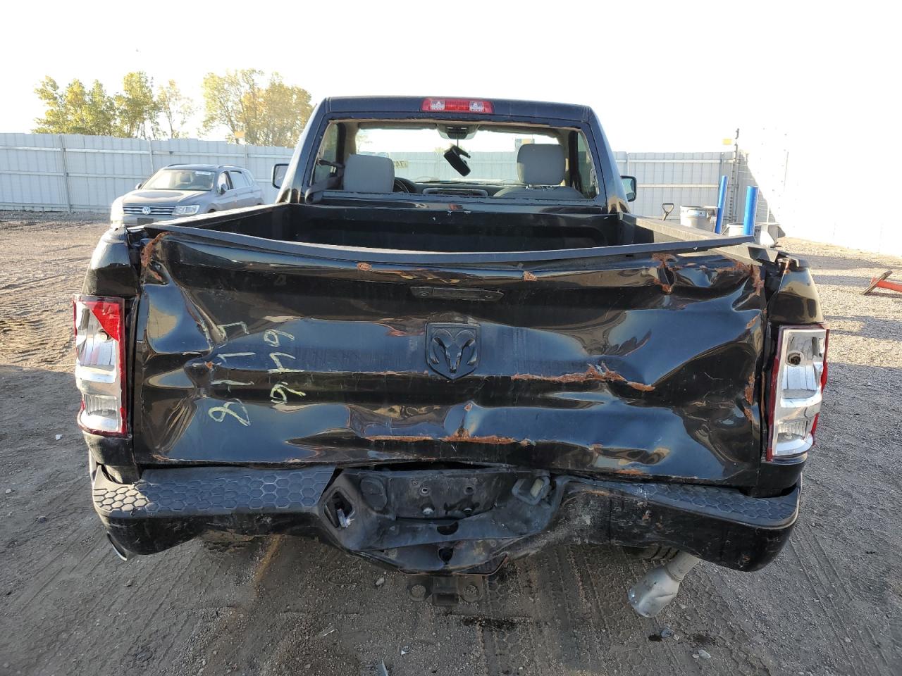 2015 RAM 1500 VIN 3C6JR7AT2FG676702 Copart auction photo, rear end damage thumbnail 6