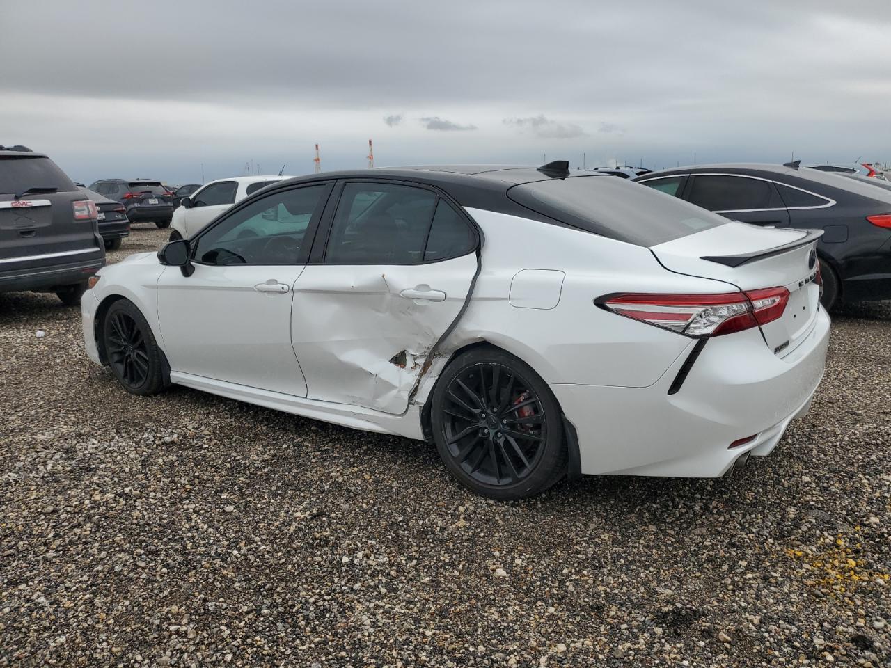 2019 Toyota Camry VIN 4T1B61HK9KU282472 Copart auction photo, rear end / side damage thumbnail 2