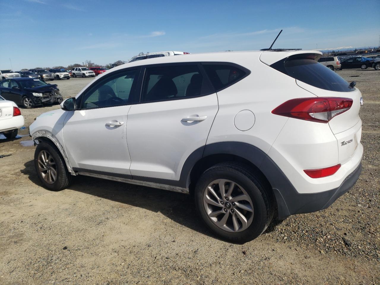 2016 Hyundai Tucson VIN KM8J23A41GU076441 Copart auction photo, front end / minor dent/scratches damage thumbnail 2