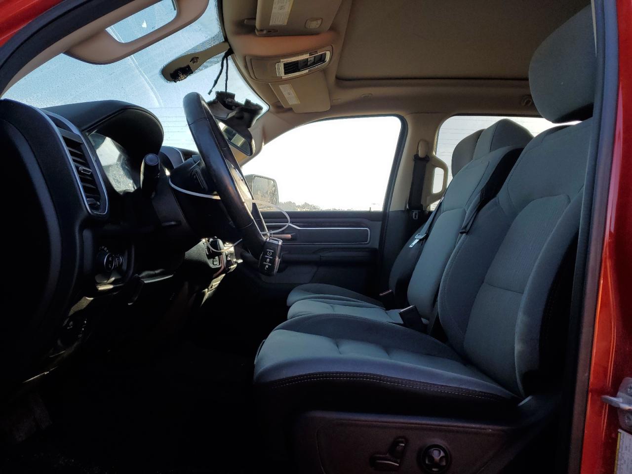 2019 RAM 1500 VIN 1C6SRFFT4KN653866 Copart auction photo, front end / side damage thumbnail 7