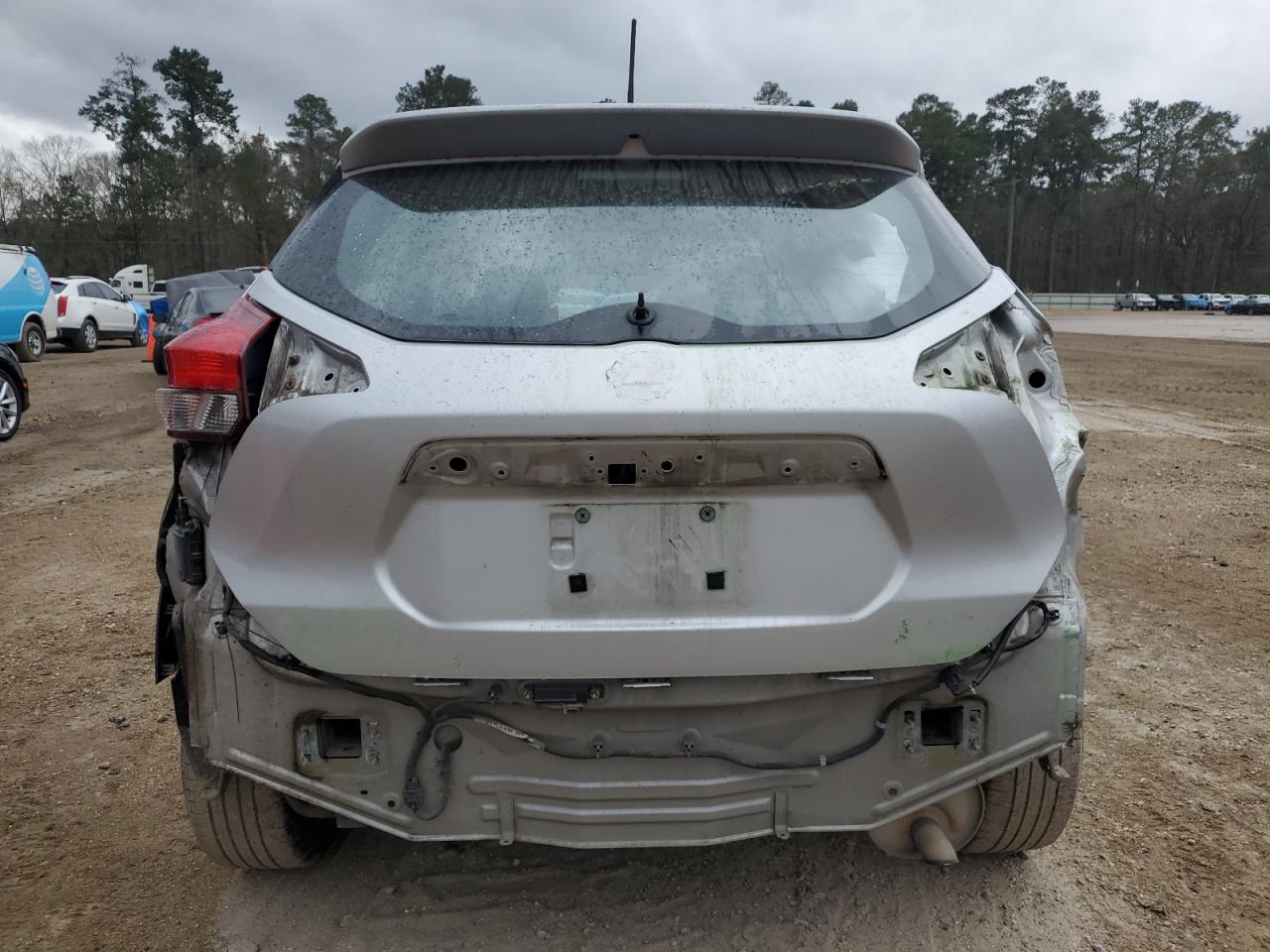 2019 Nissan Kicks VIN 3N1CP5CU9KL519870 Copart auction photo, rear end damage thumbnail 6