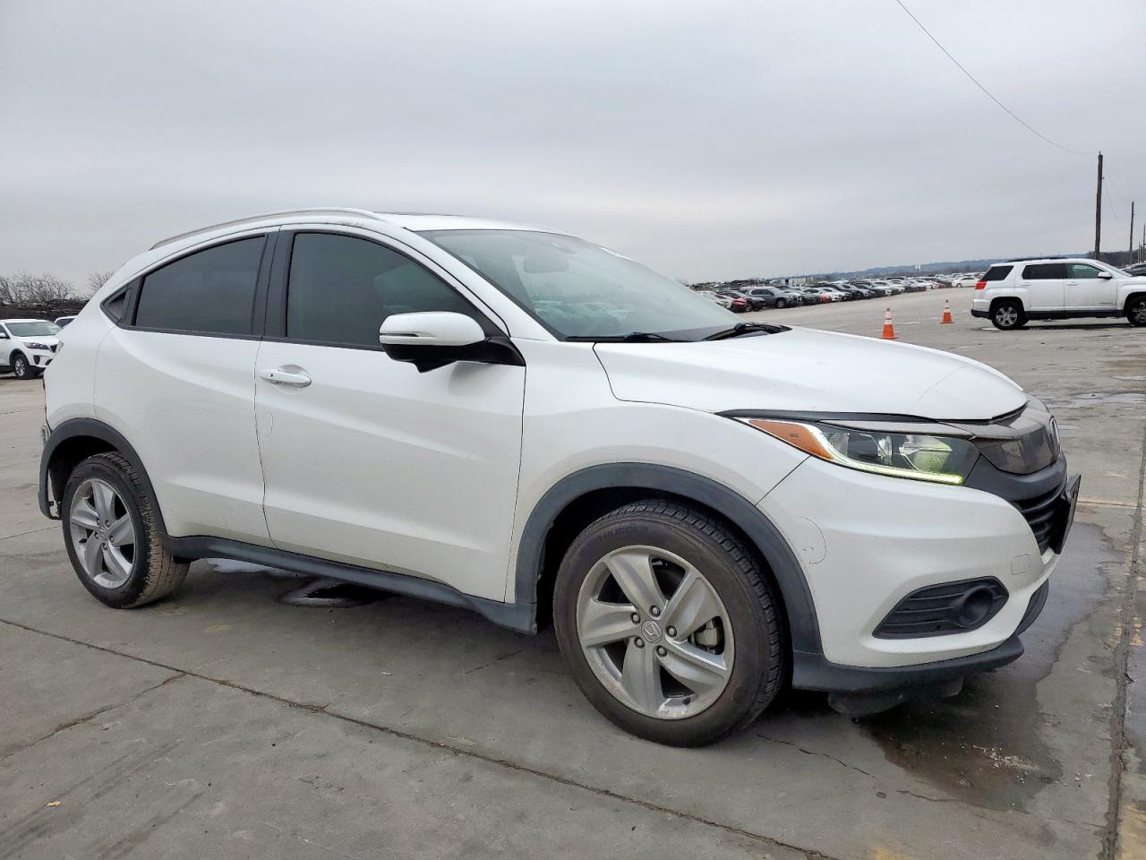 2019 Honda HR-V VIN 3CZRU5H59KM729651 Copart auction photo, rear end / front end damage thumbnail 4