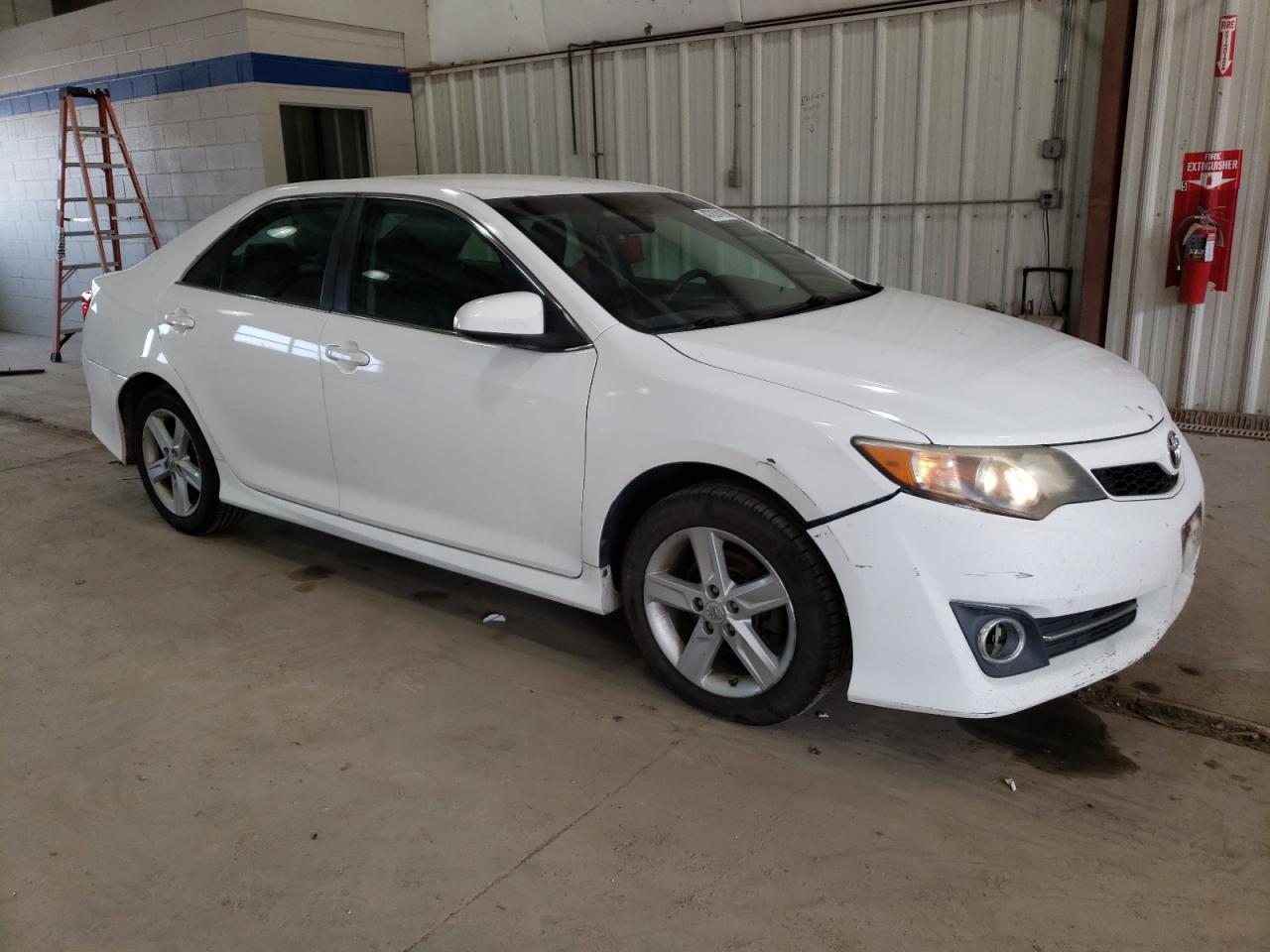 2013 Toyota Camry VIN 4T1BF1FK2DU262151 Copart auction photo, front end damage thumbnail 4