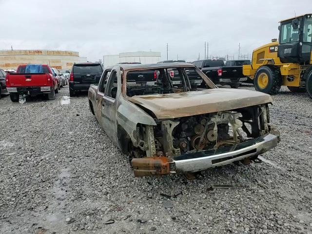 2011 Chevrolet Silverado VIN 3GCPKSE39BG118893 Copart auction photo, burn damage thumbnail 11