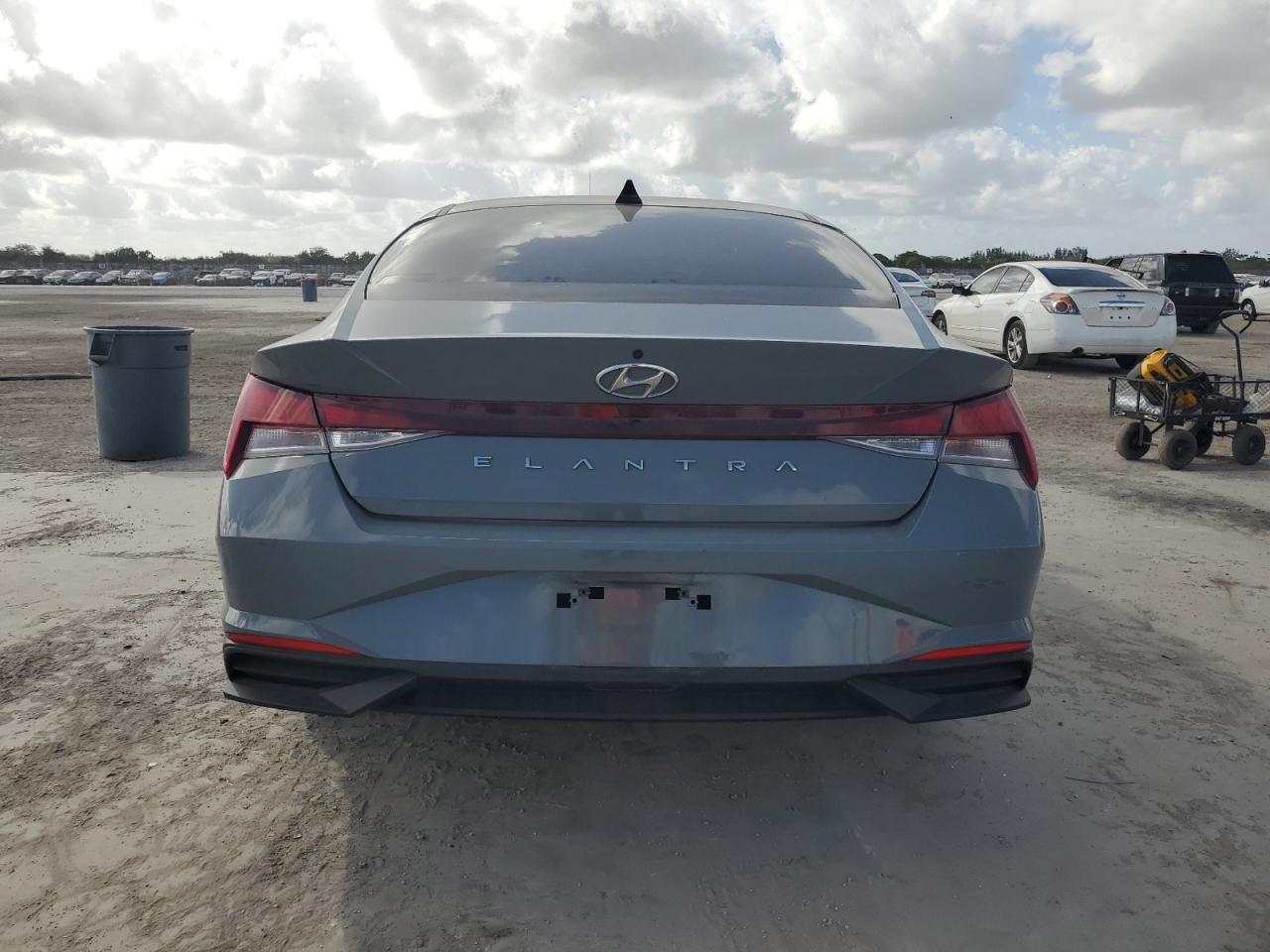 2022 Hyundai Elantra VIN KMHLS4AG8NU227247 Copart auction photo, front end / side damage thumbnail 6