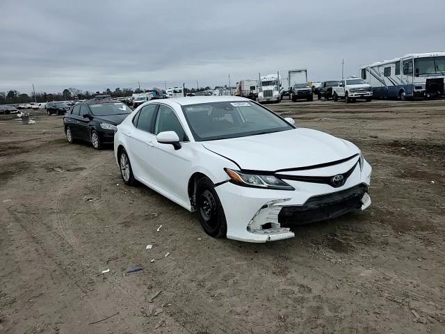 2022 Toyota Camry VIN 4T1C11AK8NU637861 Copart auction photo, front end / minor dent/scratches damage thumbnail 11
