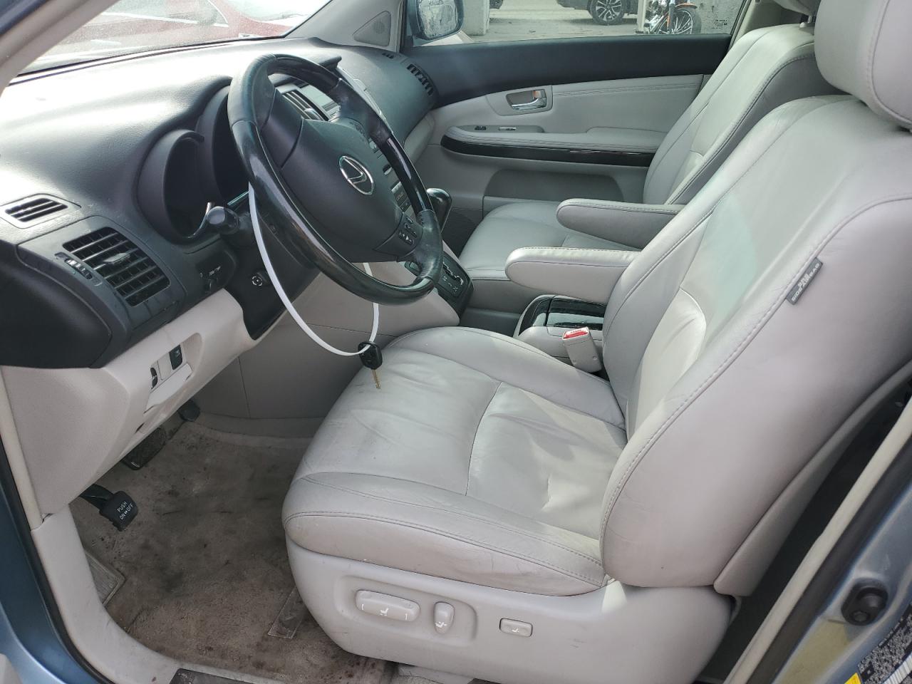 2009 Lexus RX VIN 2T2HK31U09C097117 Copart auction photo, front end damage thumbnail 7