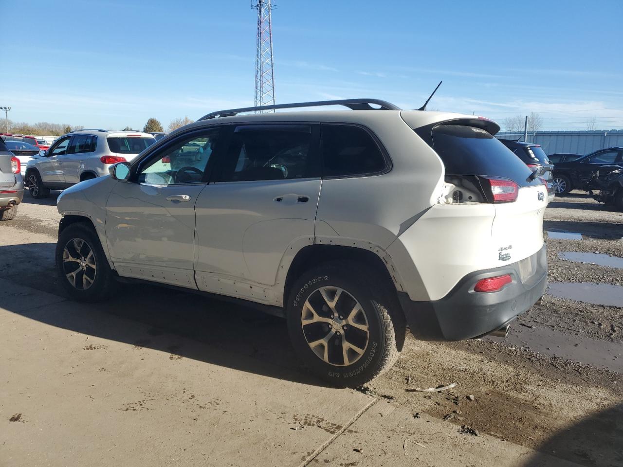 2015 Jeep Grand Cherokee VIN 1C4PJMCS7FW559115 Copart auction photo, front end / minor dent/scratches damage thumbnail 2