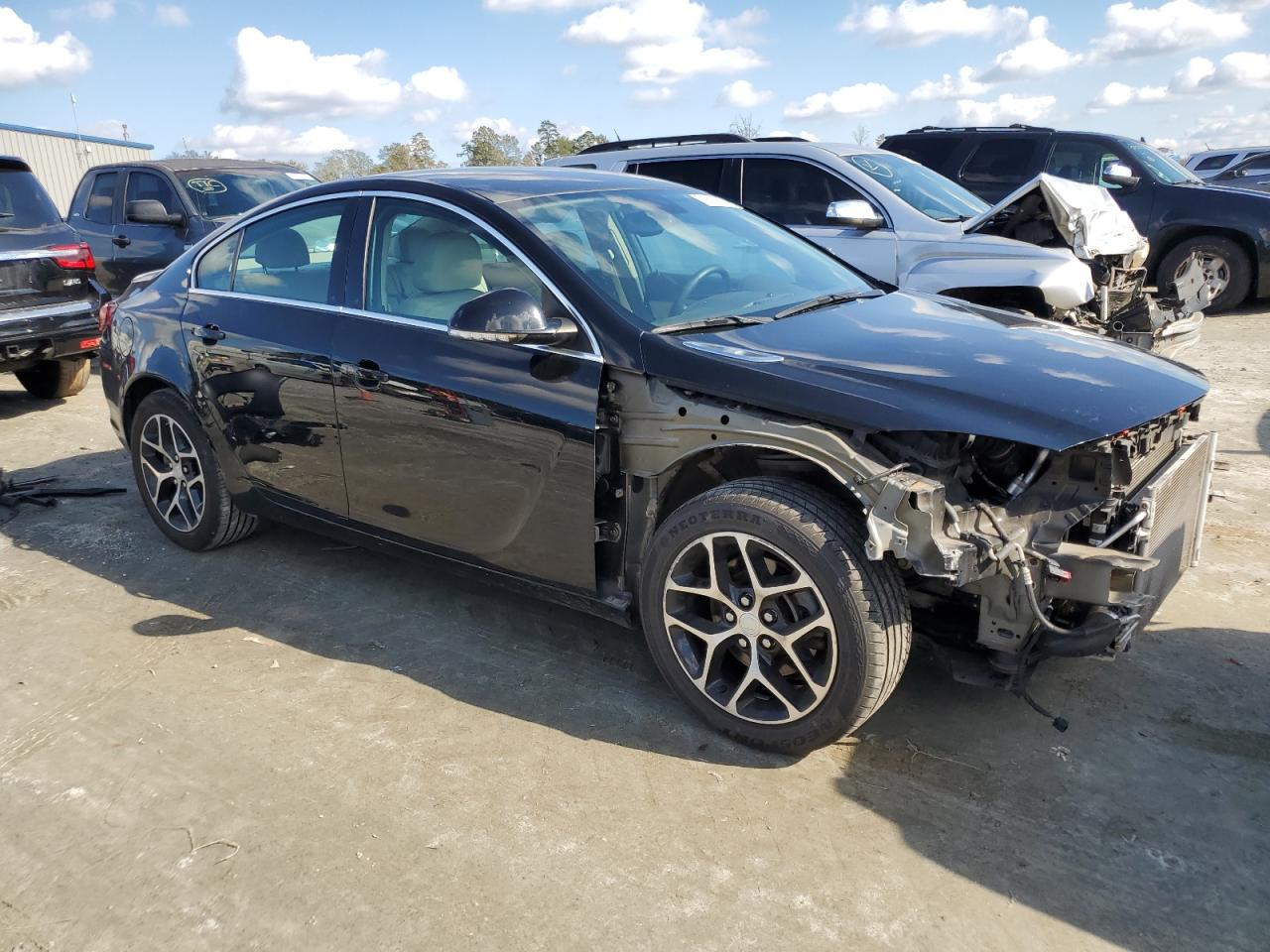 2017 Buick Regal VIN 2G4GL5EX4H9152580 Copart auction photo, front end damage thumbnail 4