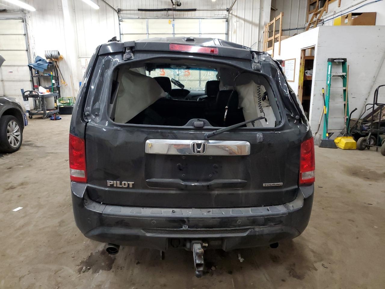 2015 Honda Pilot VIN 5FNYF3H95FB012323 Copart auction photo, all over damage thumbnail 6