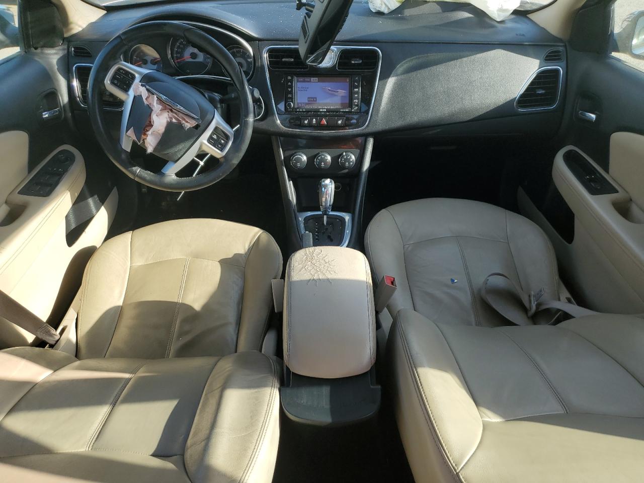 2012 Chrysler 200 VIN 1C3CCBCGXCN164506 Copart auction photo, front end / minor dent/scratches damage thumbnail 8