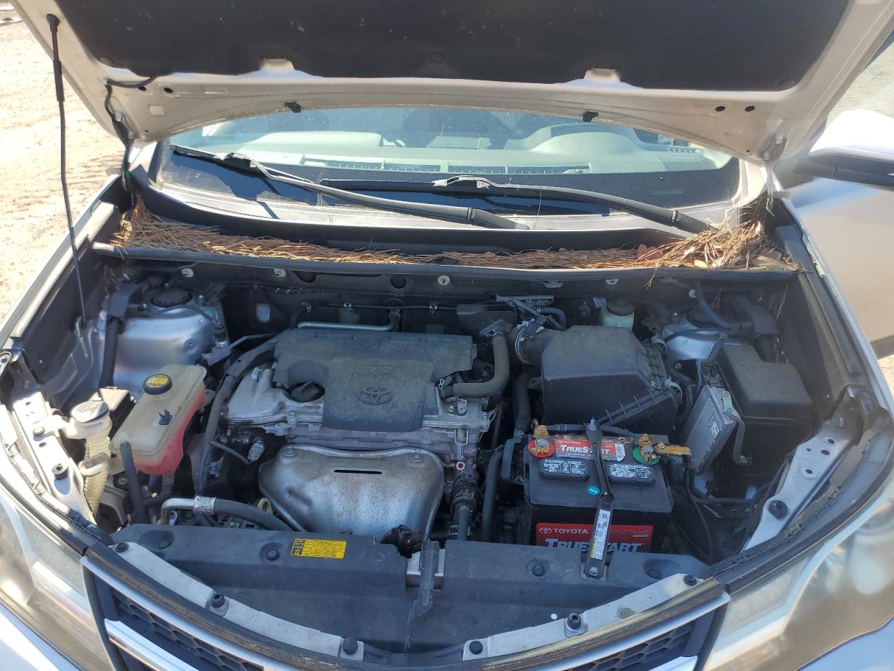 2015 Toyota RAV 4 VIN 2T3WFREV3FW197722 Copart auction photo, rear end damage thumbnail 12