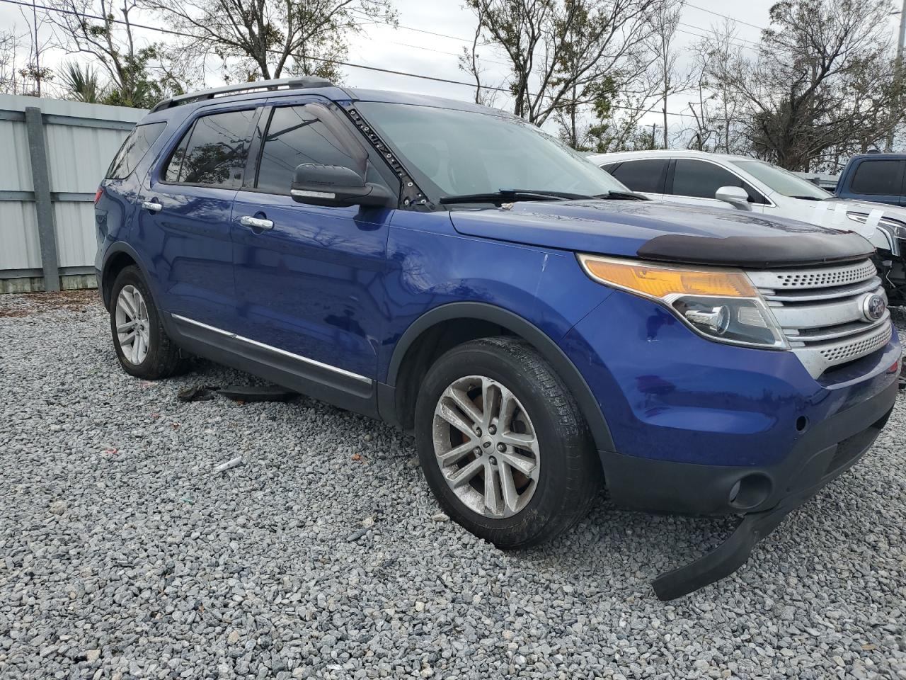 2014 Ford Explorer VIN 1FM5K7D86EGA01642 Copart auction photo, water/flood / normal wear damage thumbnail 4