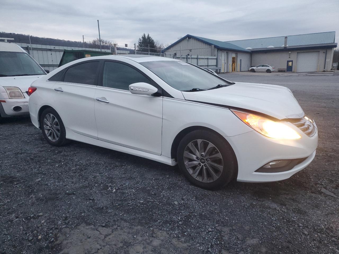2014 Hyundai Sonata VIN 5NPEC4AB3EH909297 Copart auction photo, front end damage thumbnail 4