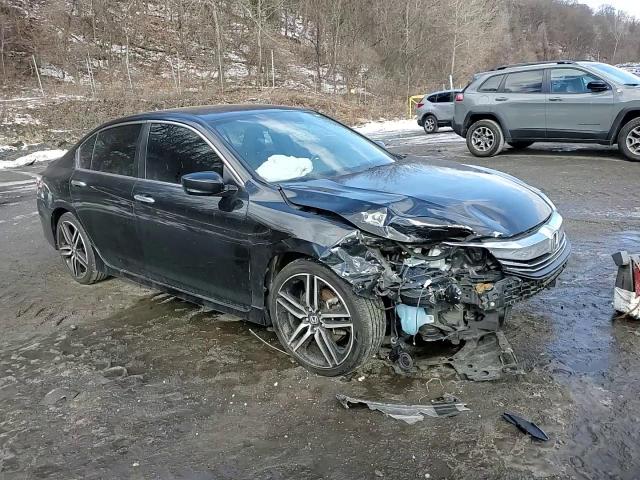 2017 Honda Accord VIN 1HGCR2F53HA284913 Copart auction photo, front end / minor dent/scratches damage thumbnail 14