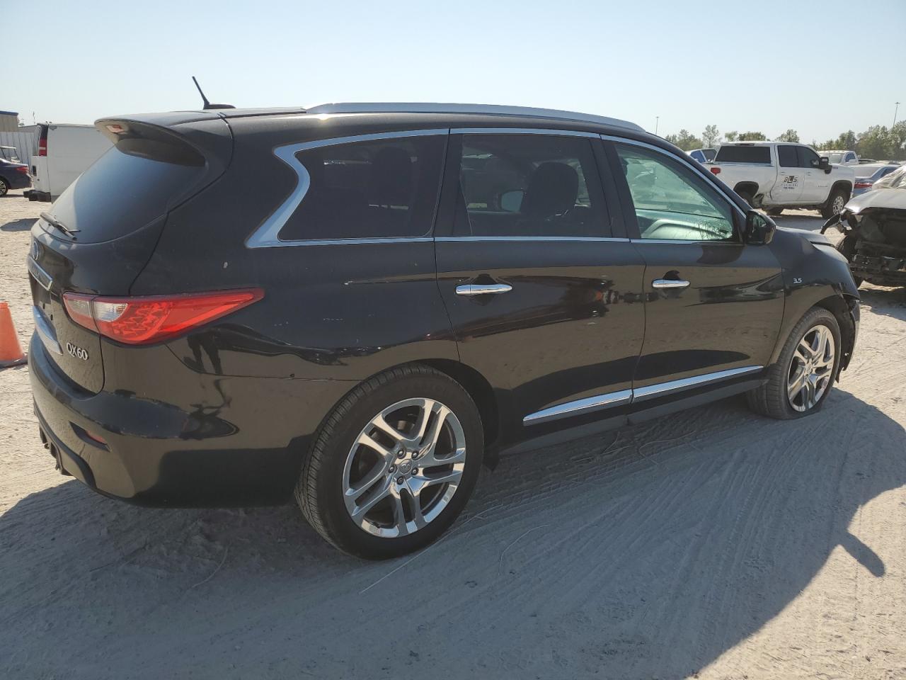 2014 Infiniti QX60 VIN 5N1AL0MN5EC500478 Copart auction photo, front end / minor dent/scratches damage thumbnail 3