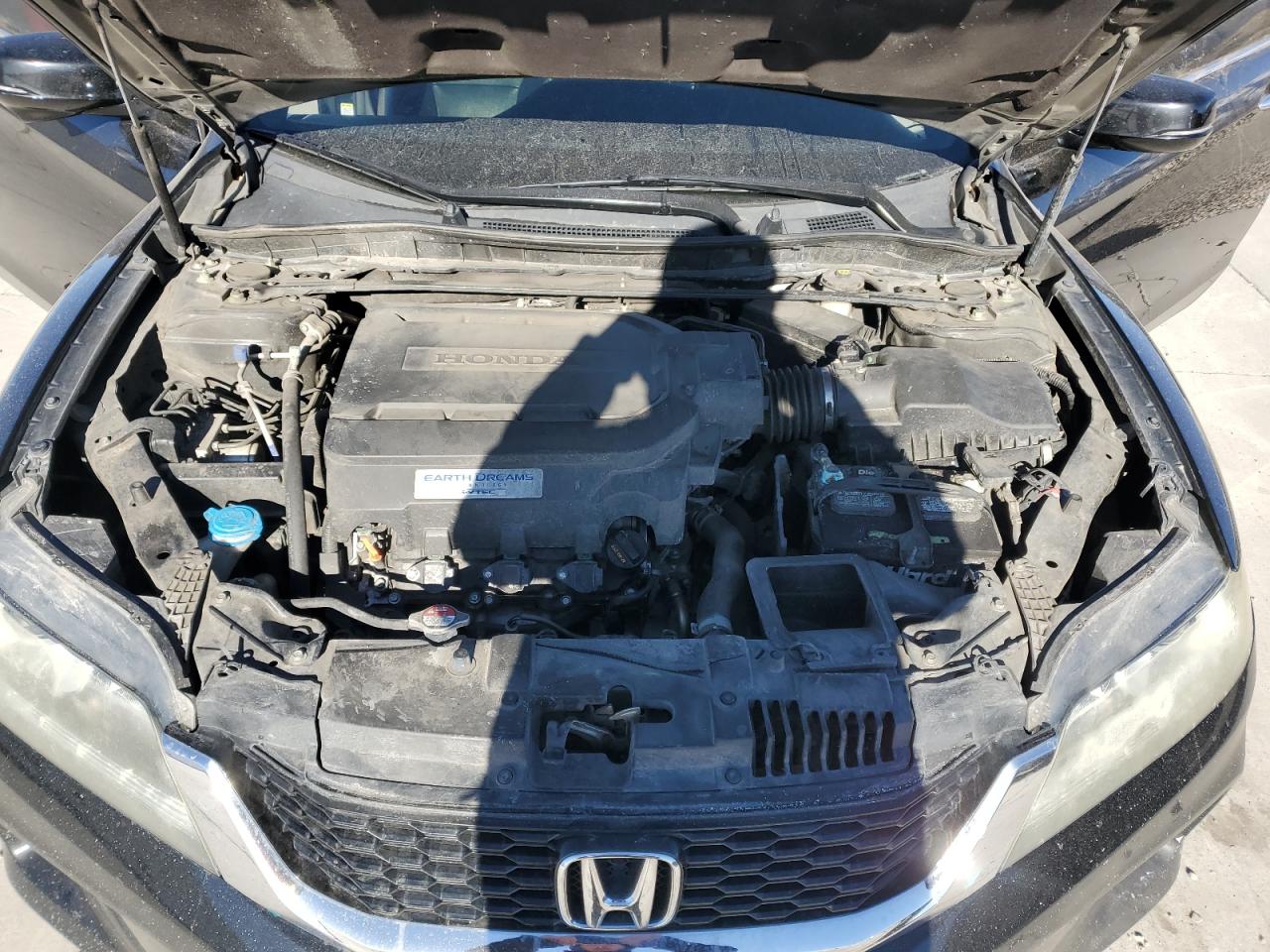 2015 Honda Accord VIN 1HGCT2B81FA000497 Copart auction photo, side / rear end damage thumbnail 13