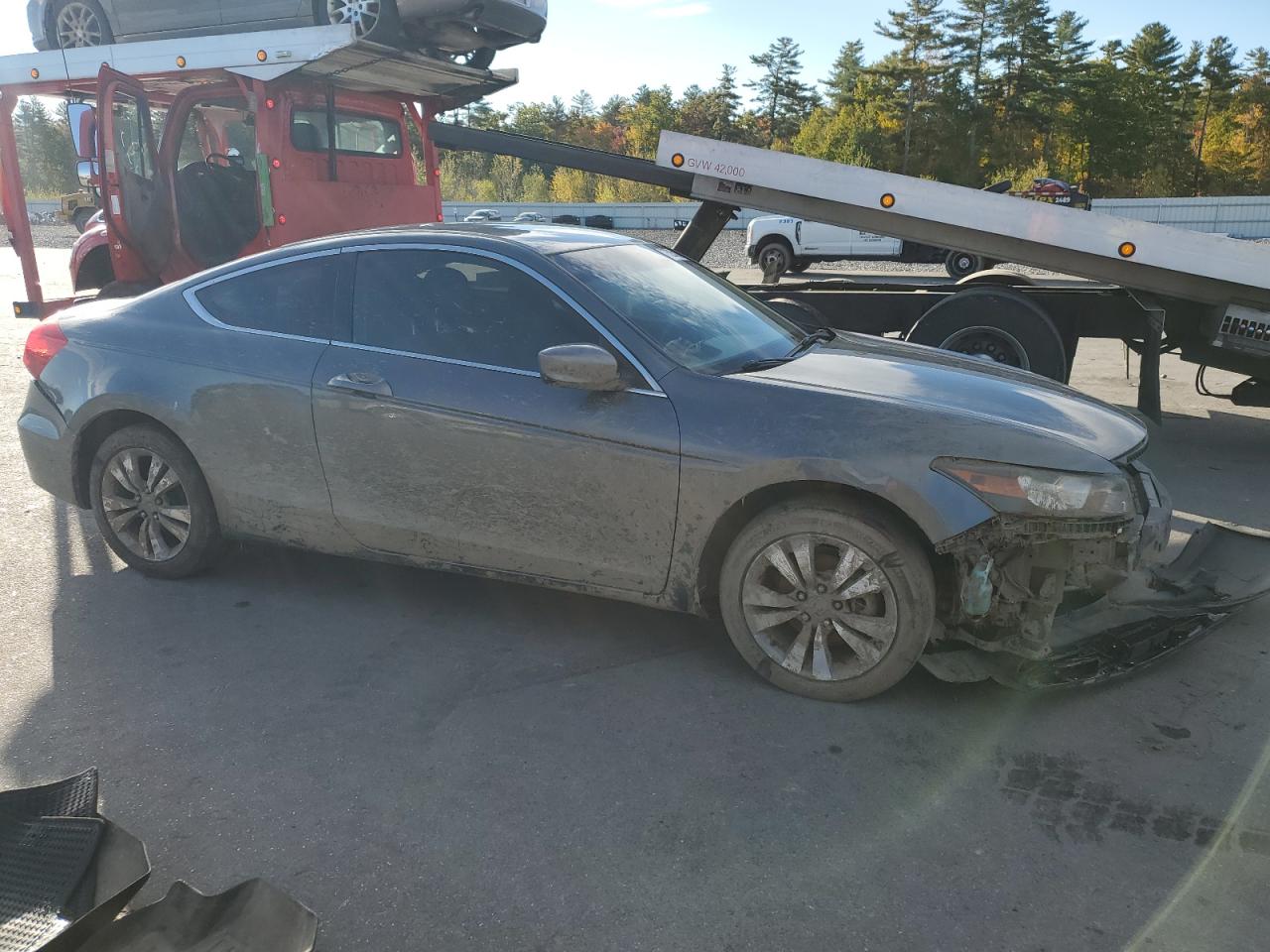2012 Honda Accord VIN 1HGCS1B35CA010608 Copart auction photo, front end / undercarriage damage thumbnail 4