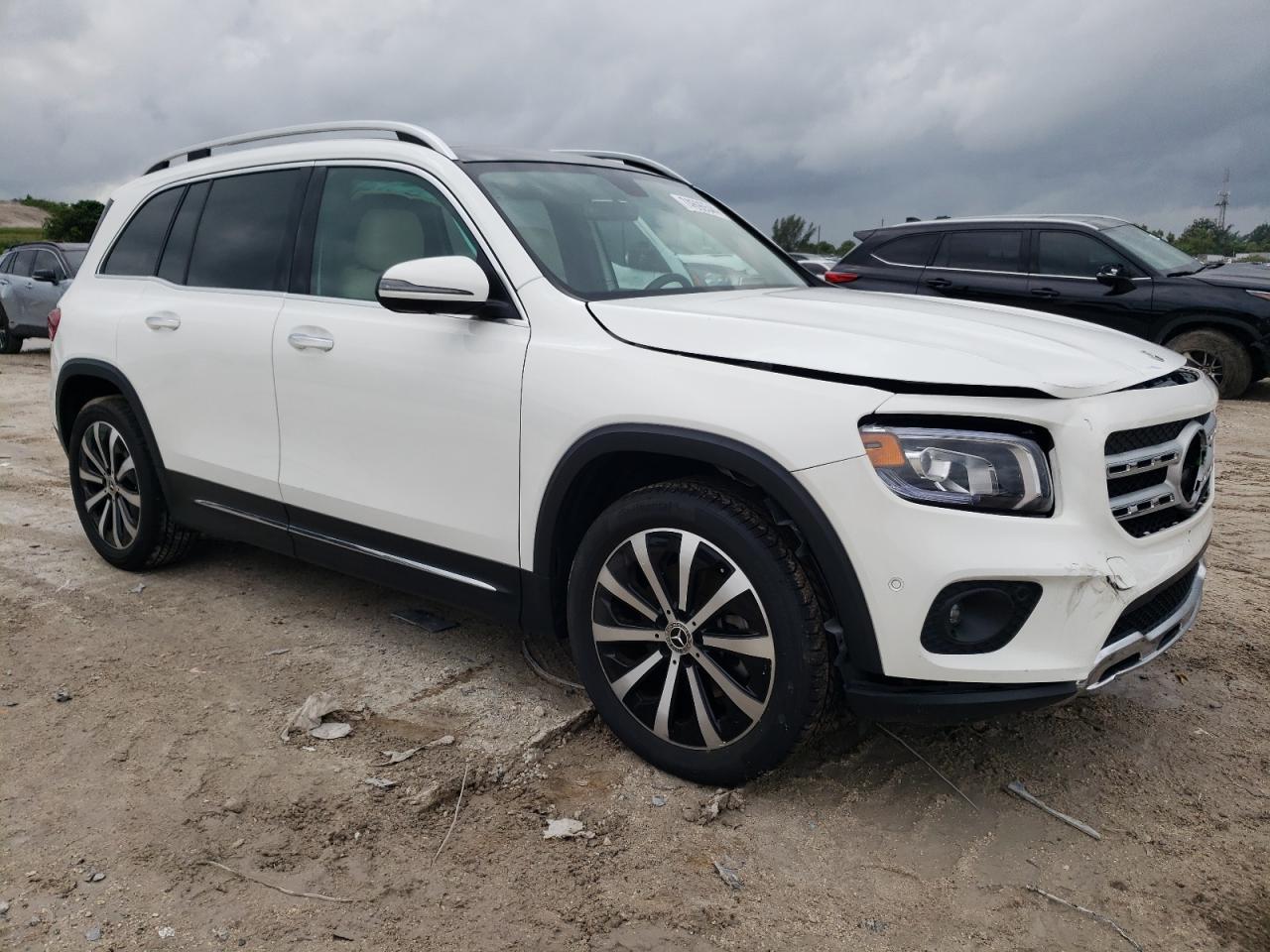 2023 Mercedes-Benz GLB VIN W1N4M4GB7PW309064 Copart auction photo, front end damage thumbnail 4