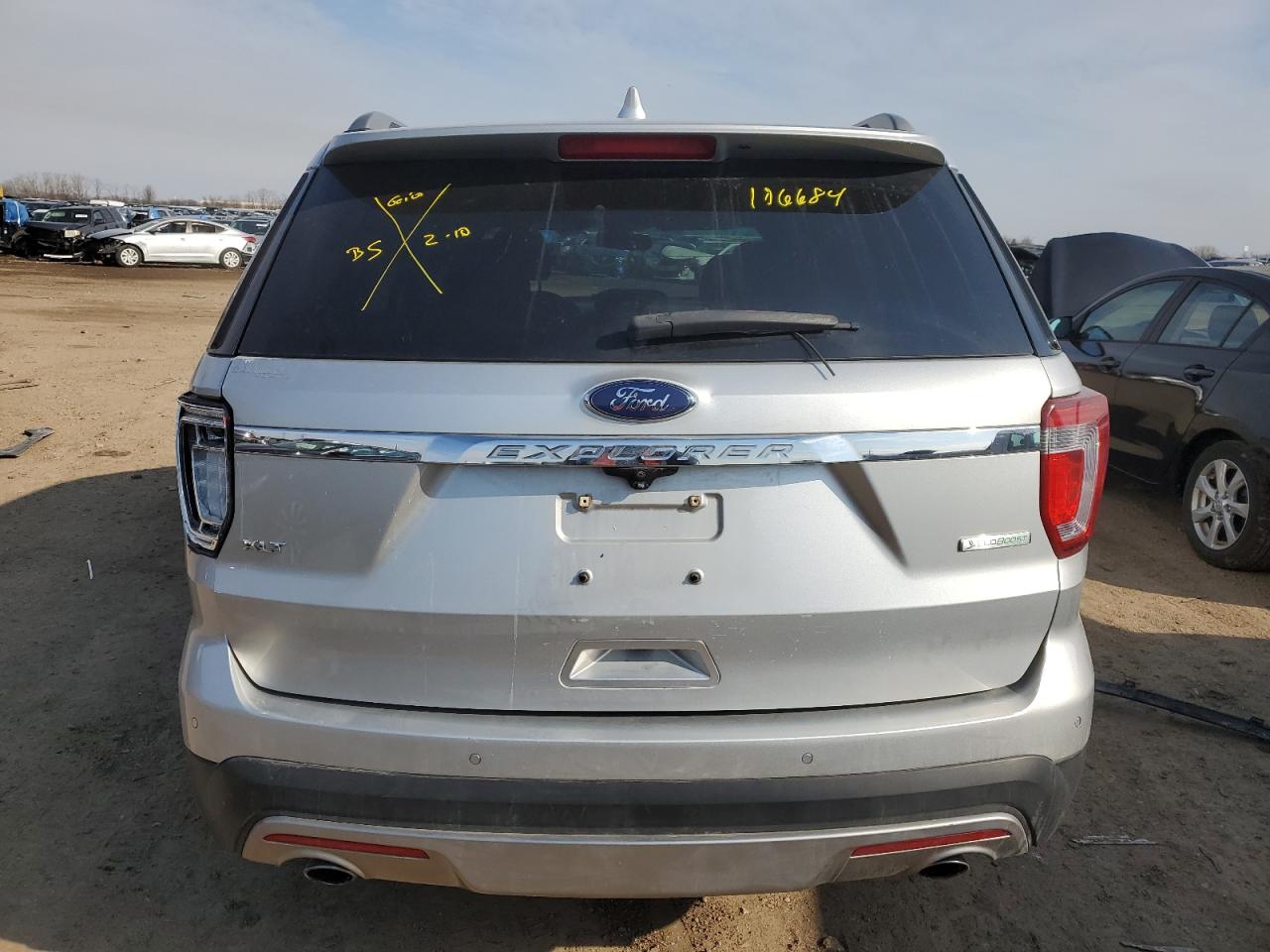 2017 Ford Explorer VIN 1FM5K7DH6HGB04709 Copart auction photo, front end / side damage thumbnail 6